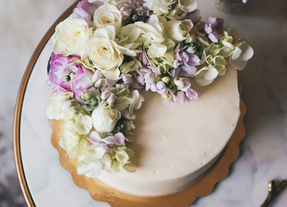 floral-cake.jpg floral cake